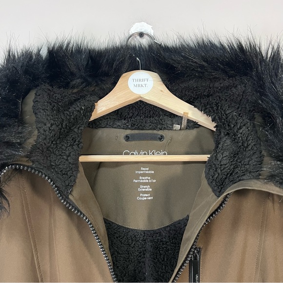 Calvin Klein Hooded Parka - Picture 6 of 9